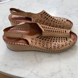 Biza Cherish Leather Comfort Wedge Sandals 9 Tan Cutout Velcro Walking Shoes